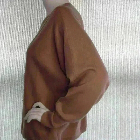 Tahari Batwing Dolman Sleeve Sweater; Size: XL.  Ribbed front, Boxy, Tan - Picture 2 of 4